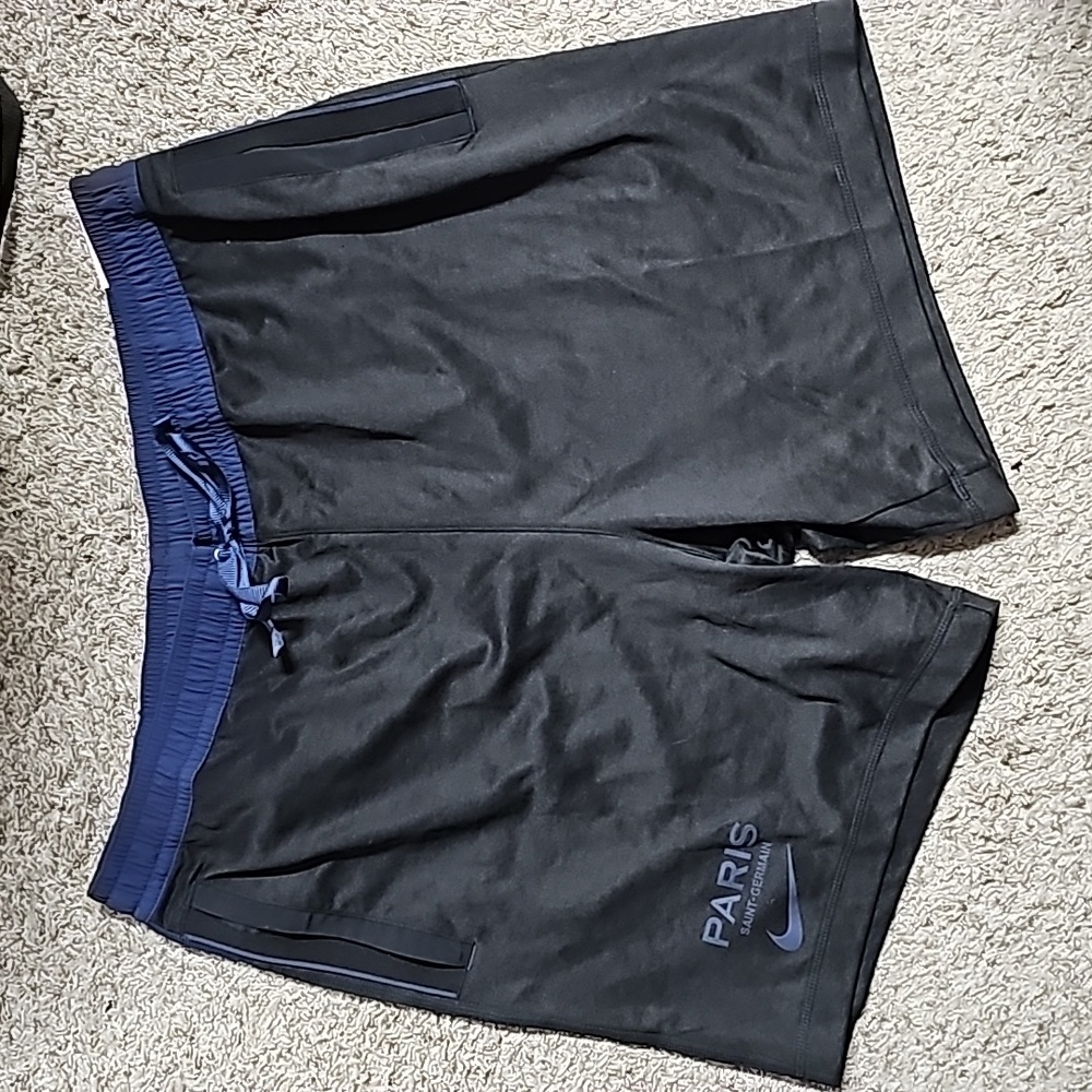 Nike PARIS Premium Athletic Shorts Rare‼️
